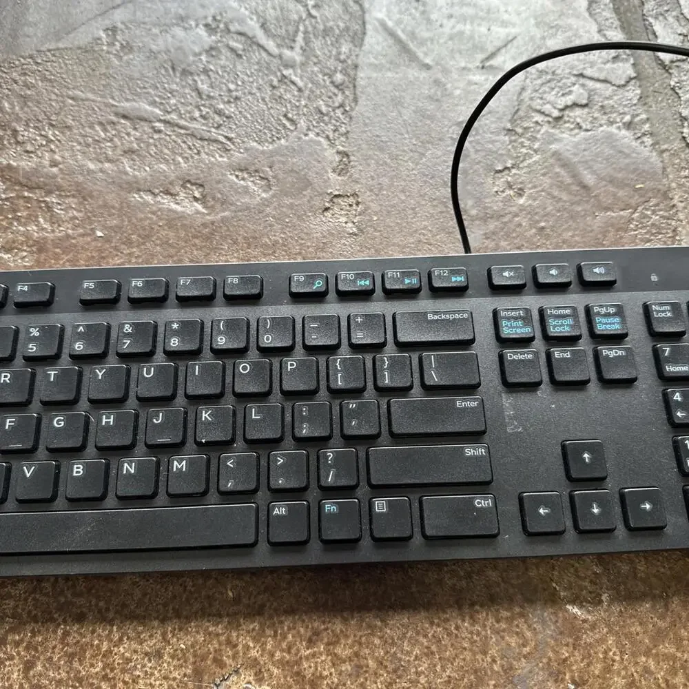 Dell Wired USB Keyboard KB216t MFG December 2018